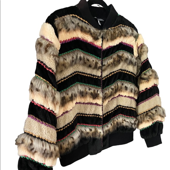 Conditions Apply Textured Trieste Faux Fur & Sherpa Button Up Bomber Jacket- S - Picture 1 of 12